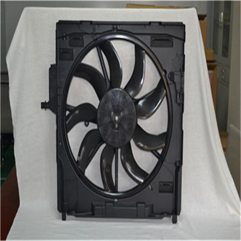 Kühlerlüfter für BMW E70 E71 OEM 17428618242 17437616104
